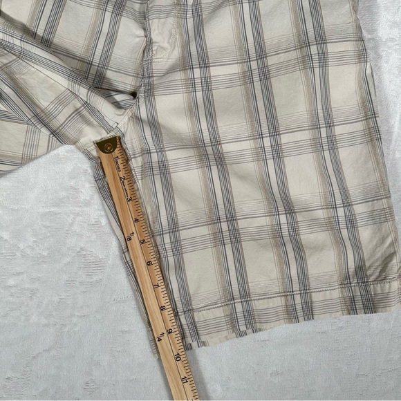 Tommy Bahama Shorts Men Size 35 Plaid Silk Blend 10" Inseam Paradise Nation GUC - Picture 9 of 12